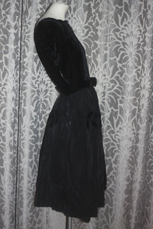 Vintage Jonathan Logan 1950's Black Velvet Party Dress S