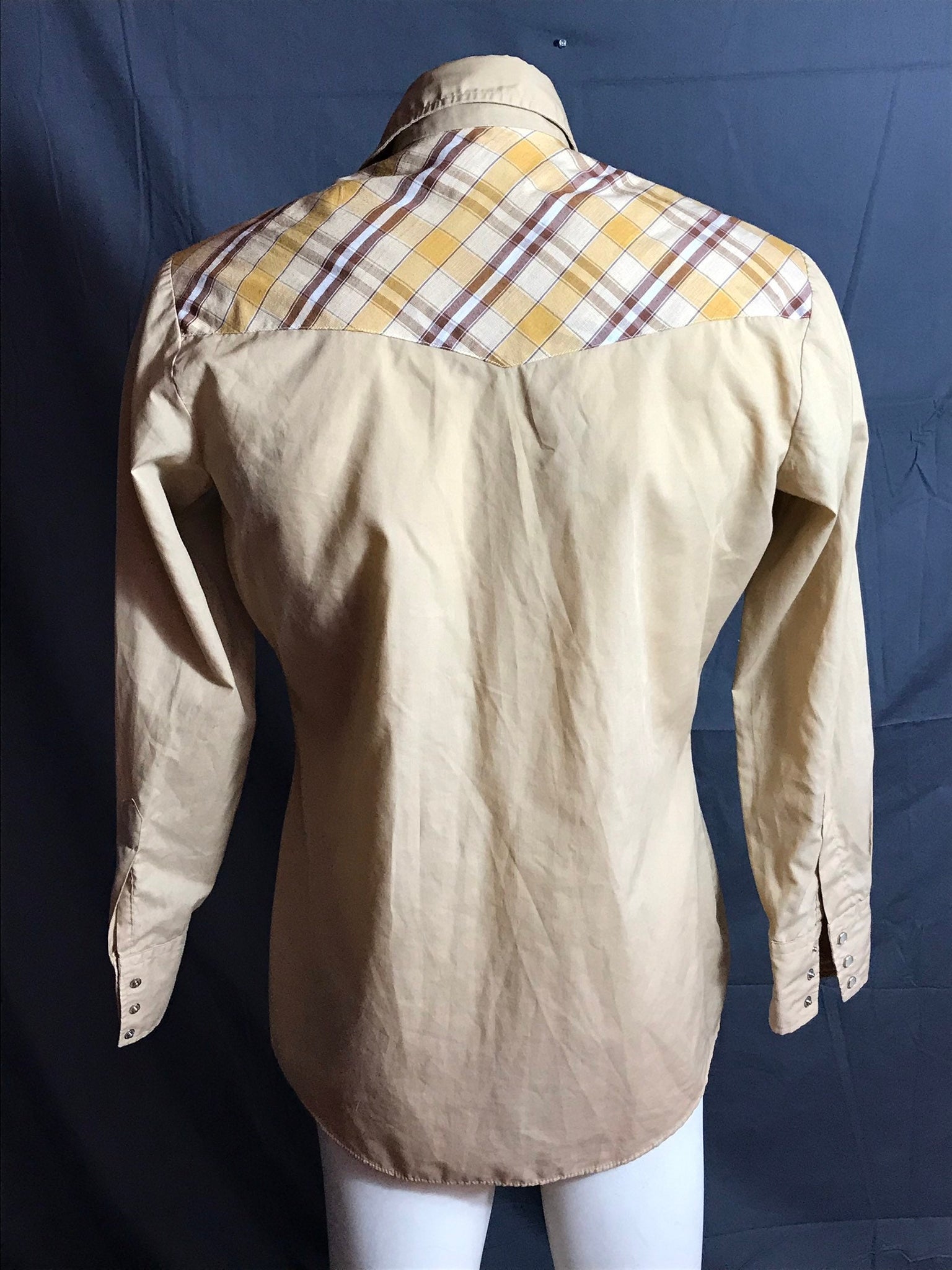 Vintage Ely Plains tan plaid cowboy western shirt 15-33