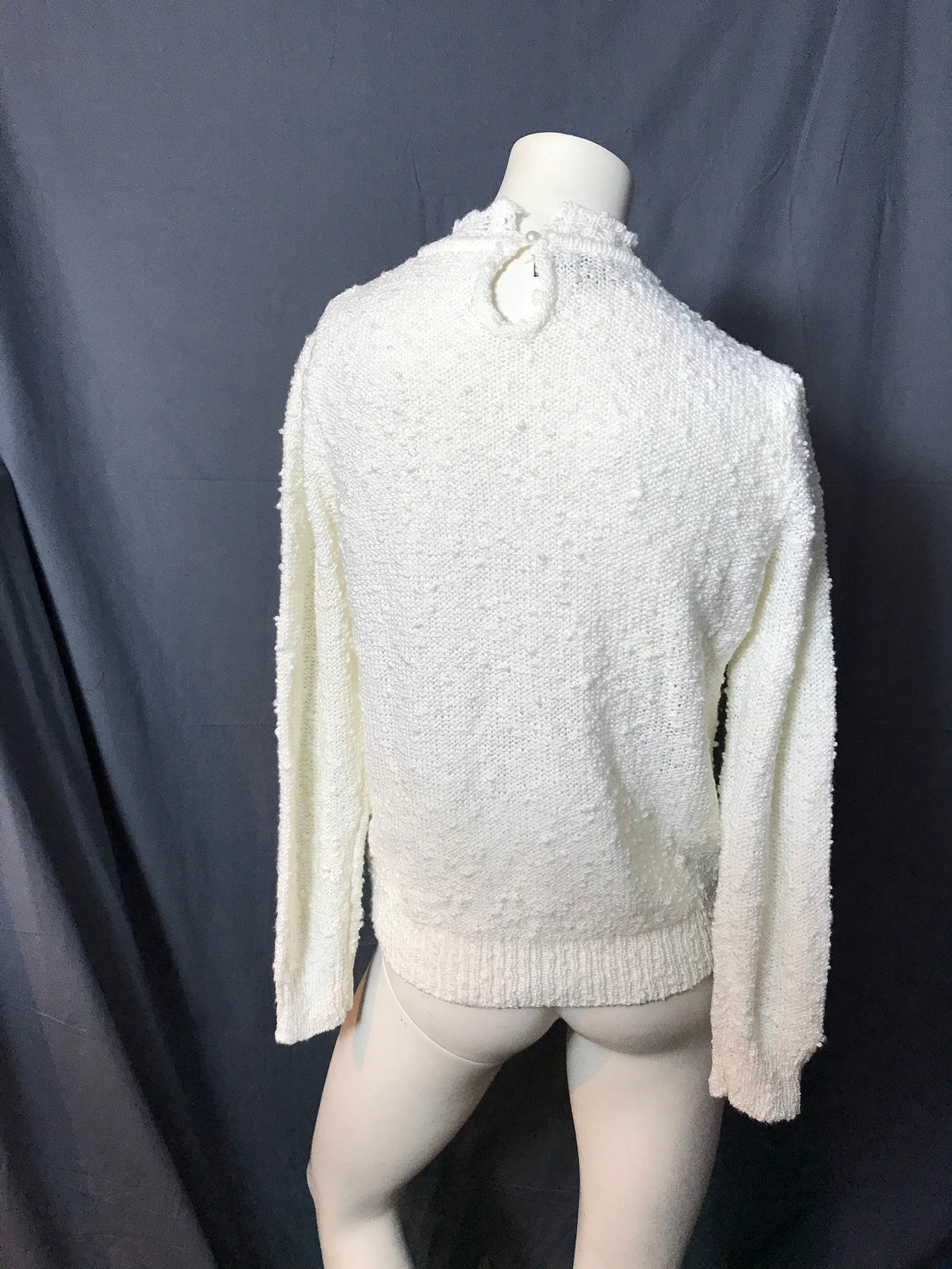 Vintage White 1980's Sweater Le Roy L