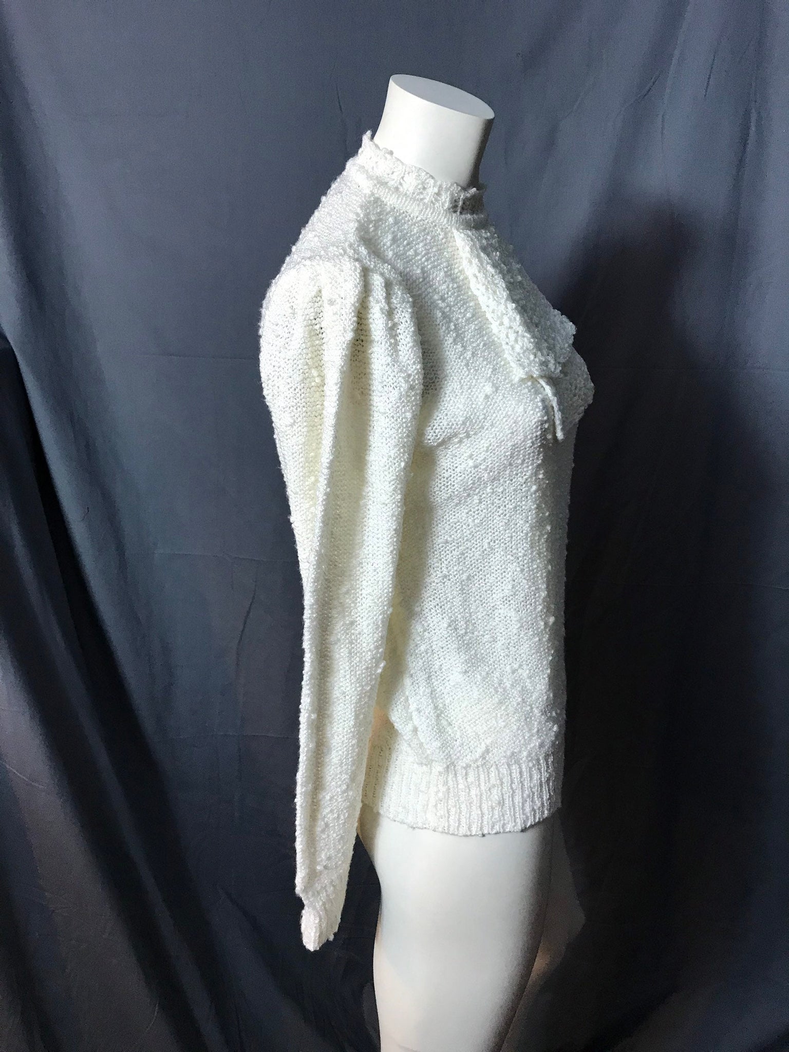 Vintage White 1980's Sweater Le Roy L