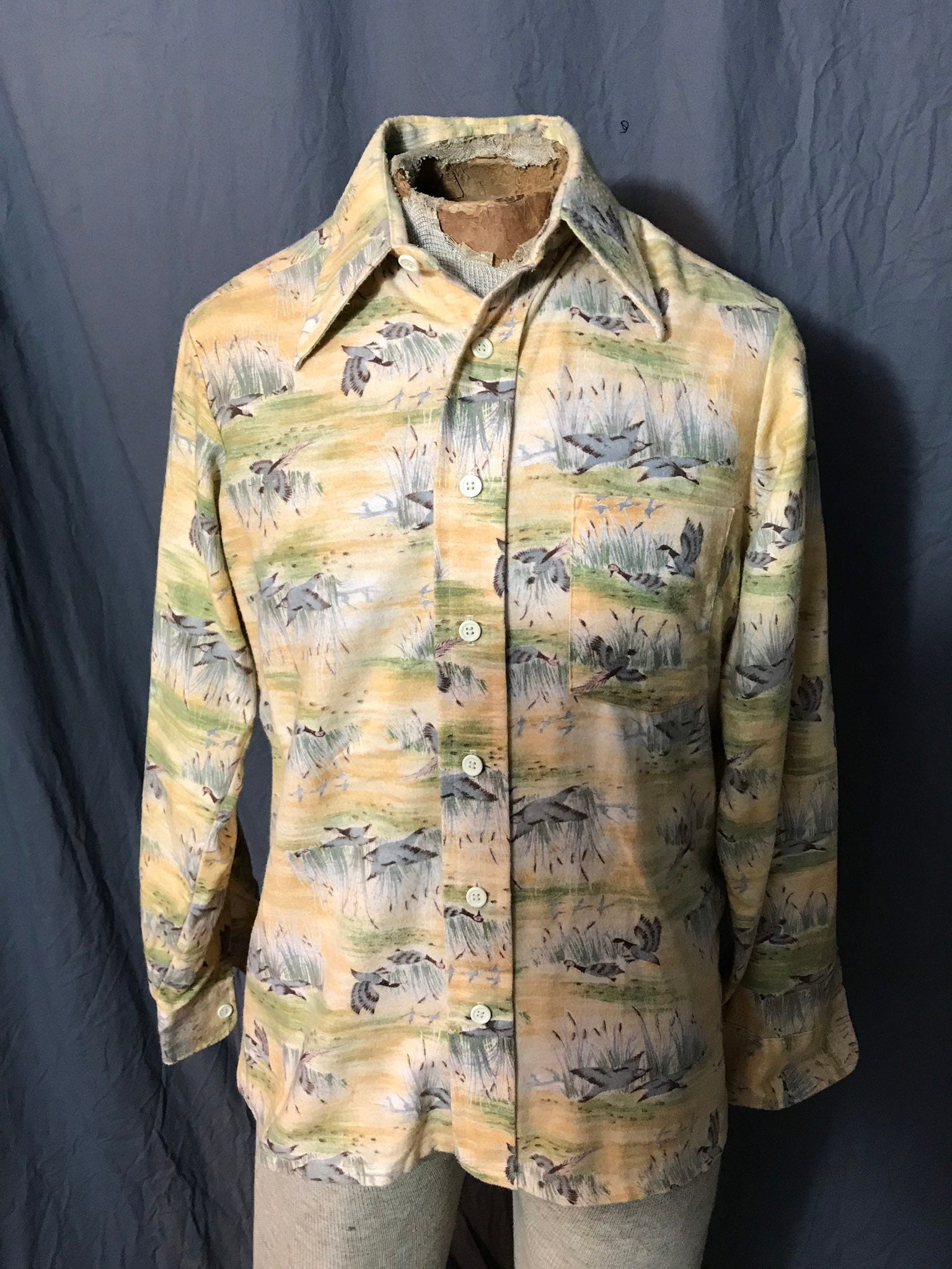 Vintage 1970’s Focus Career Club flannel duck shirt M