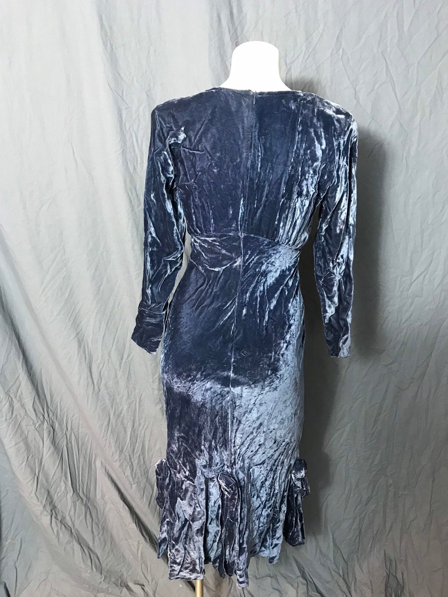 Vintage blue velvet Saks Fifth Avenue velvet fitted dress 4 S