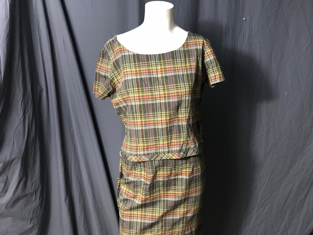 Vintage 1950’s plaid skirt and top S