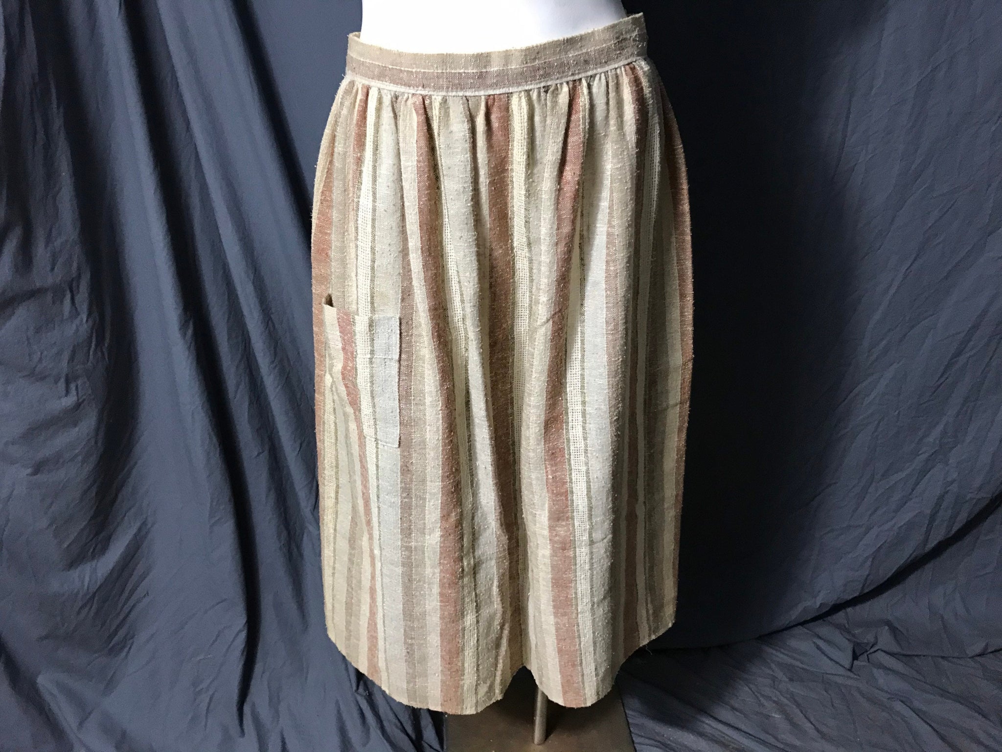 Vintage woven striped skirt w/ lg pocket M