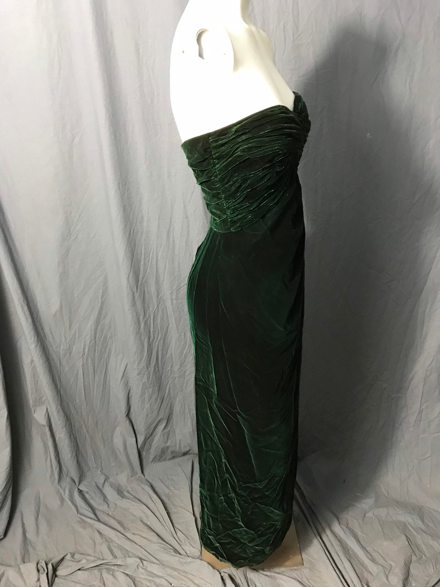 Vintage Yvonne Lafleur green velvet no strapless gown dress S xs