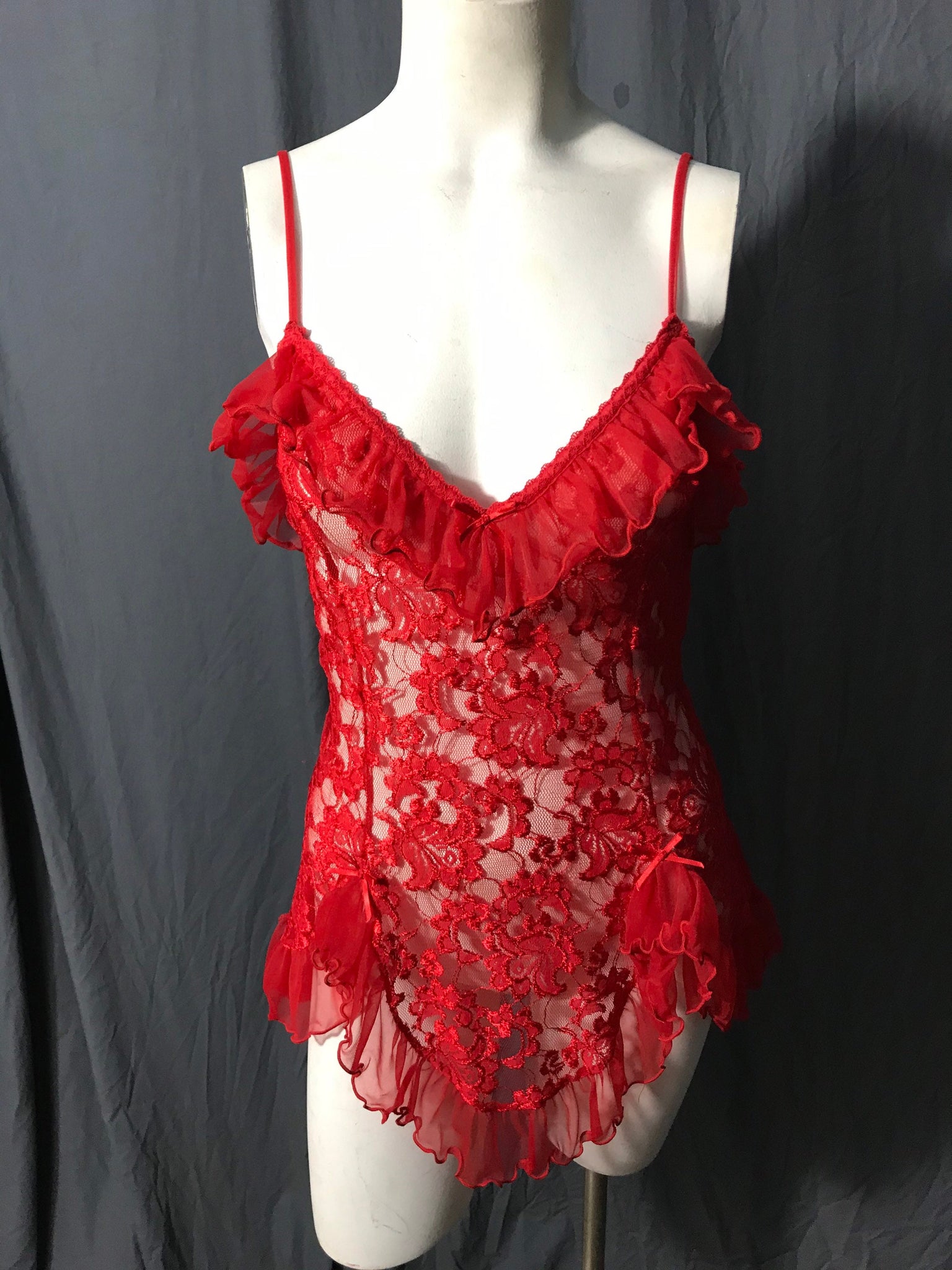 Vintage red lace lingerie top L Seductive Wear