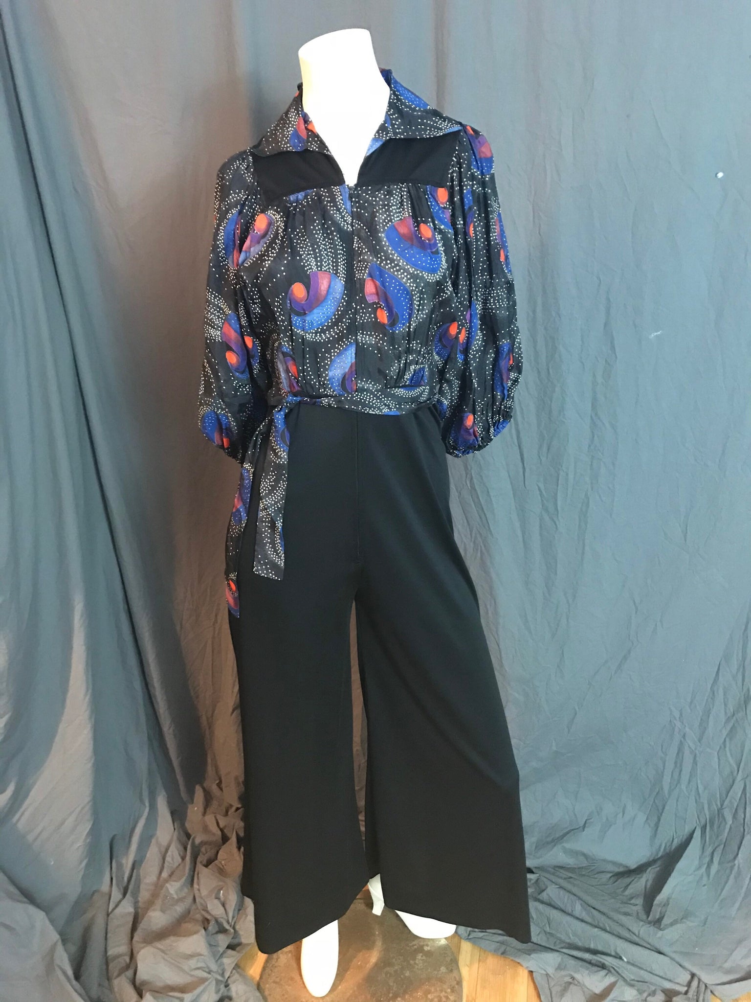 Vintage rayon 1970’s jumpsuit M