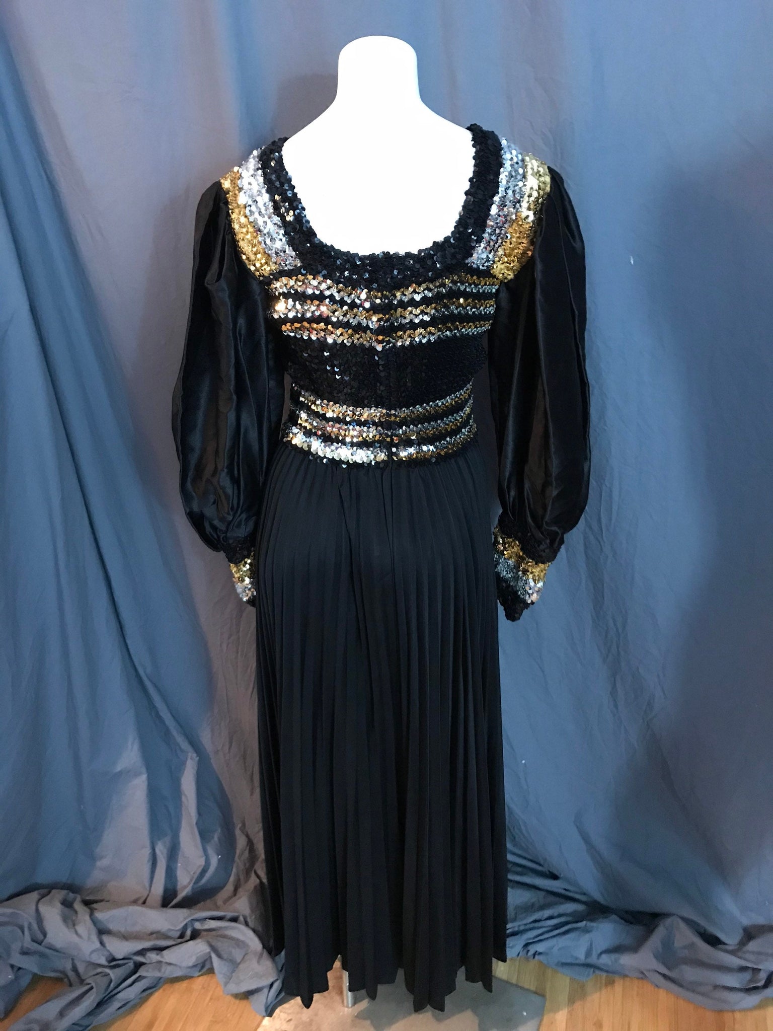 Vintage 1970’s long black gold and silver sequin dress L