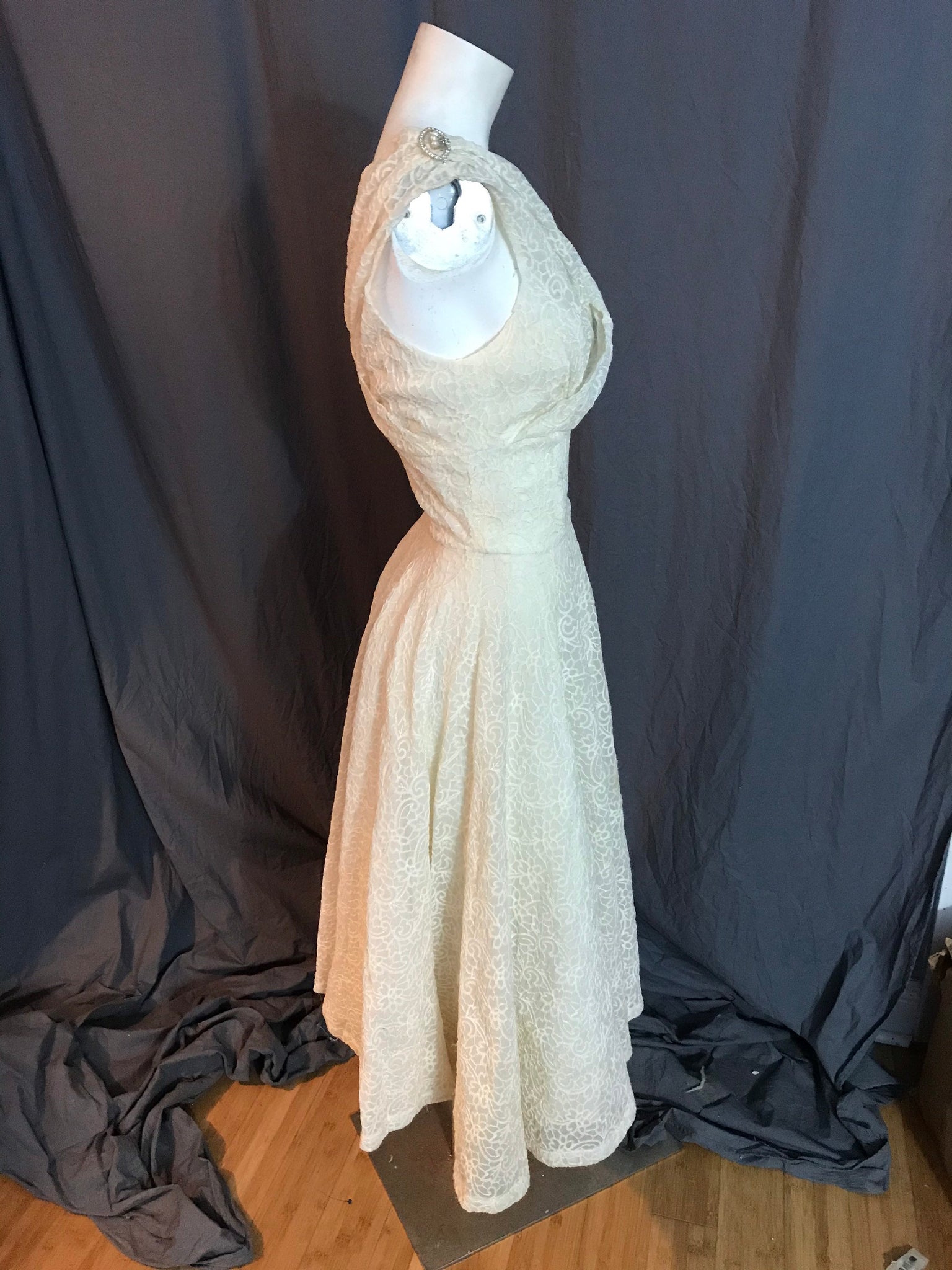 Vintage 1950’s full circle dress S