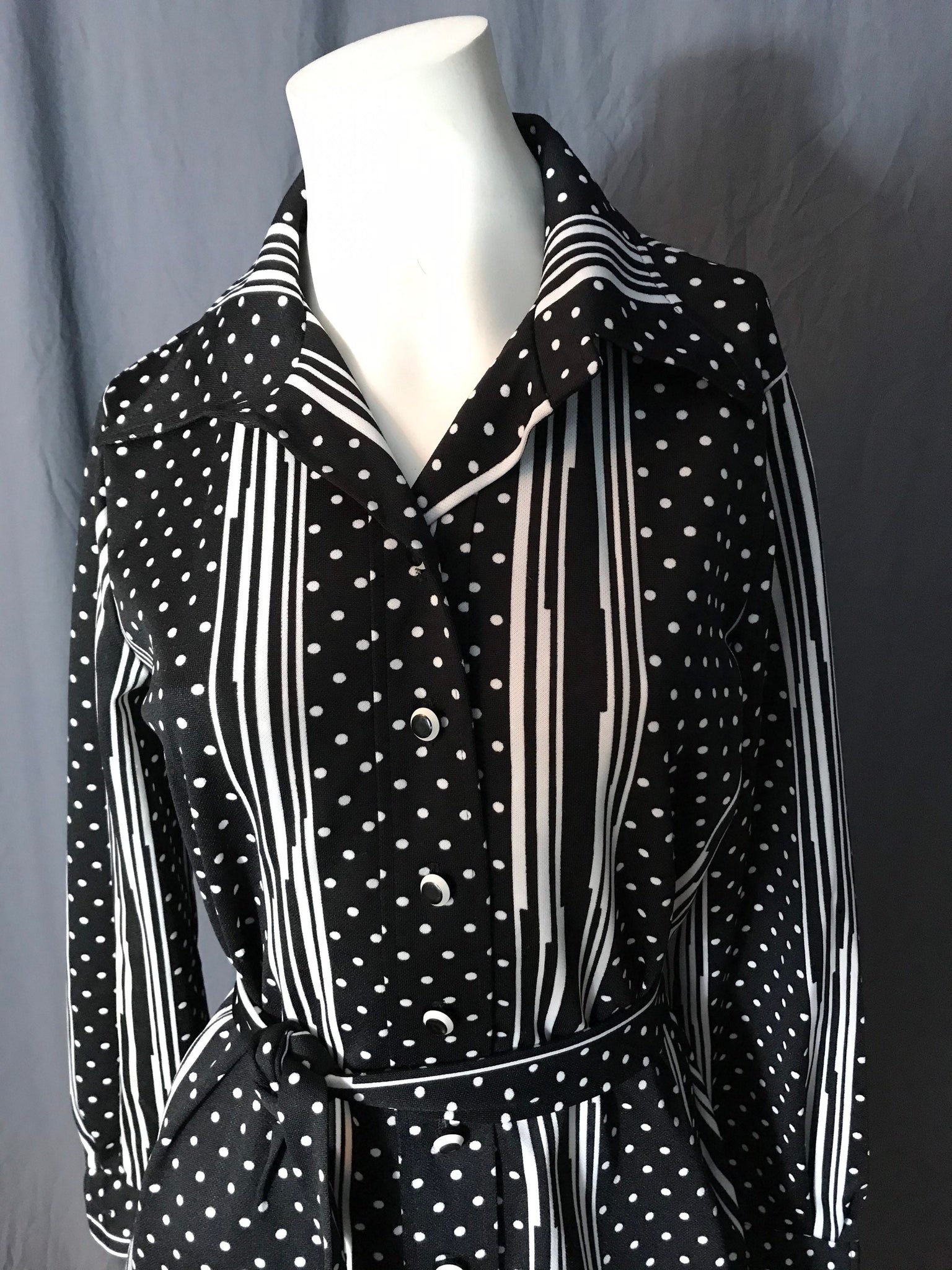 Vintage 1970’s Empress black and white dress L