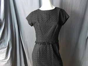 Vintage 1950’s black eyelet fitted dress L