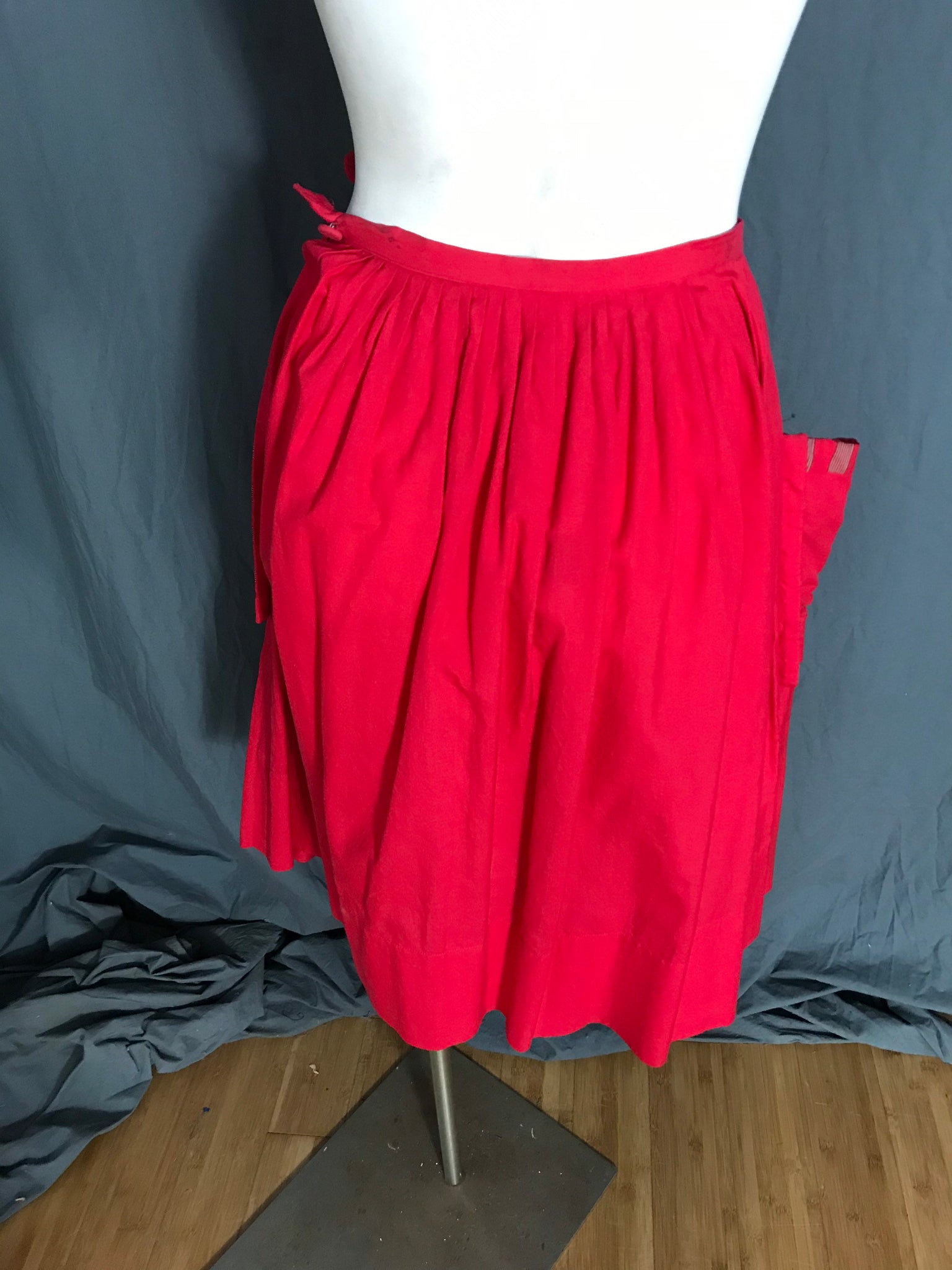 Vintage 1950’s Joe Frank red skirt with pockets S