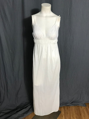 Vintage 1970’s long nightgown small