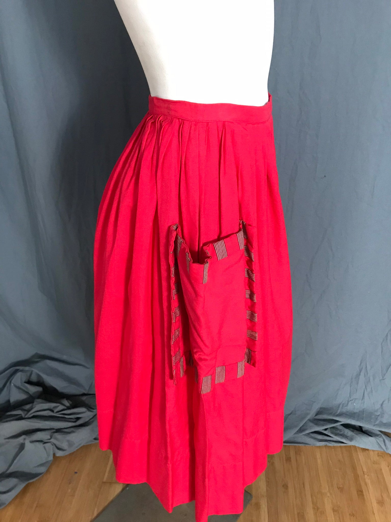 Vintage 1950’s Joe Frank red skirt with pockets S