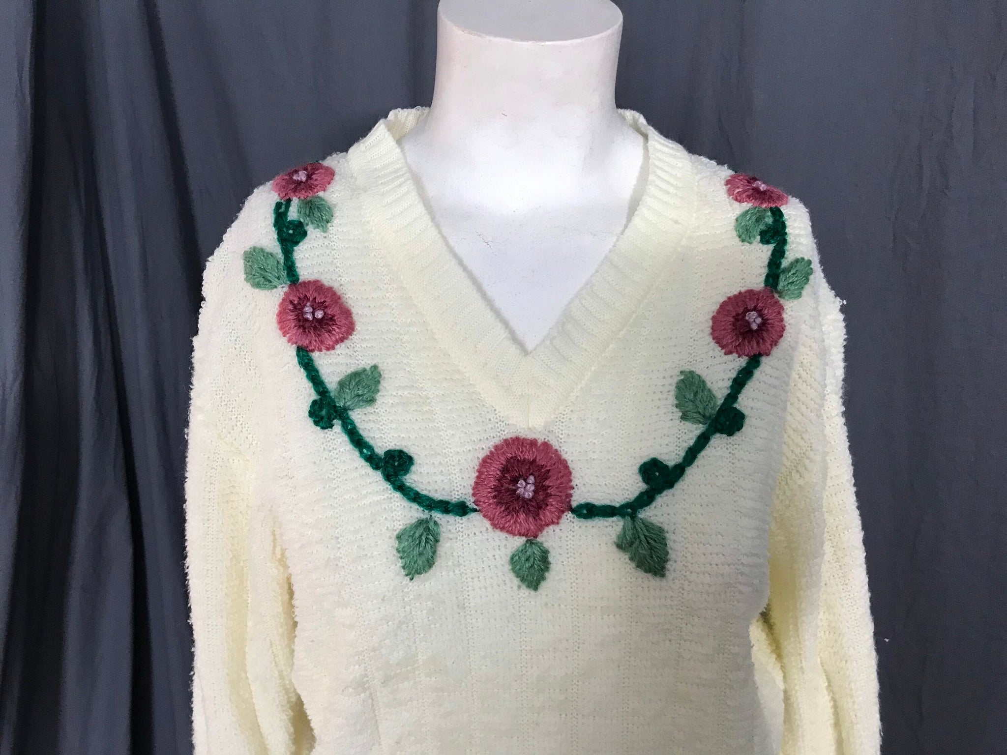 Vintage Wye Oaks 1970’s flower sweater M L