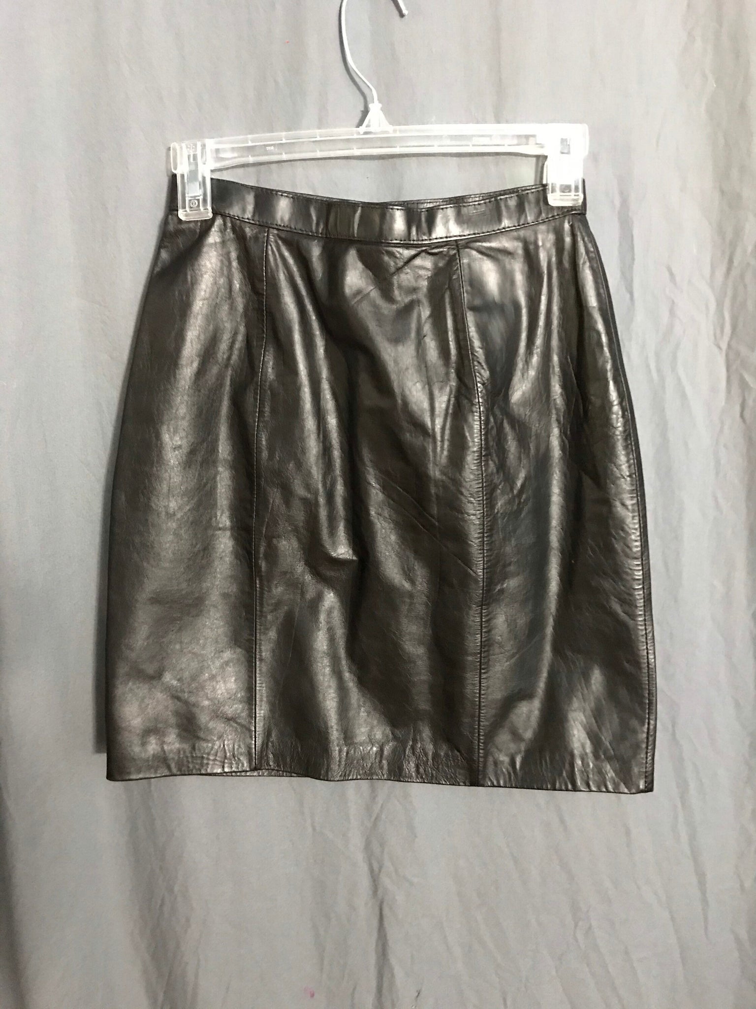 Vintage black leather mini skirt 7/8