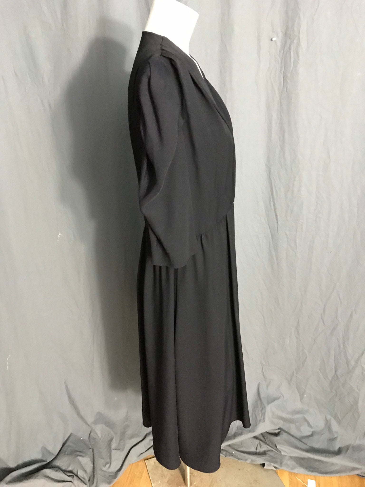 Vintage 70’s 80’s Haberdasher black rayon dress 7 M