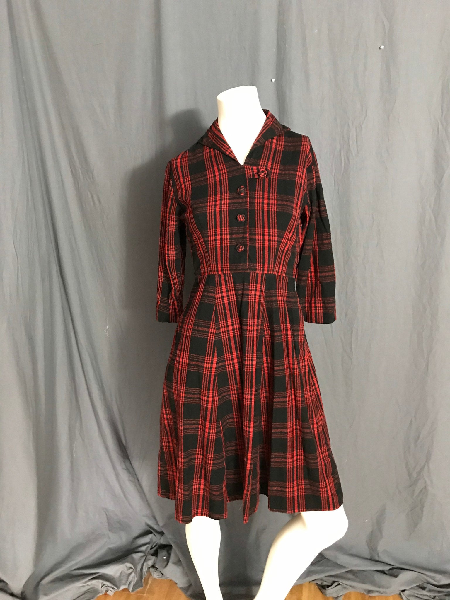 Vintage 1950’s red and black plaid dress S