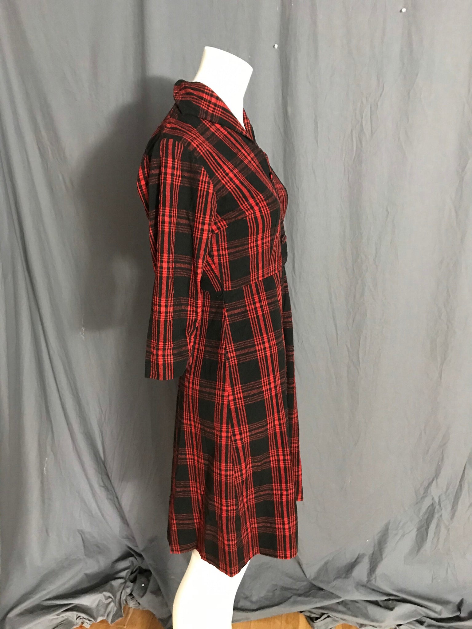 Vintage 1950’s red and black plaid dress S