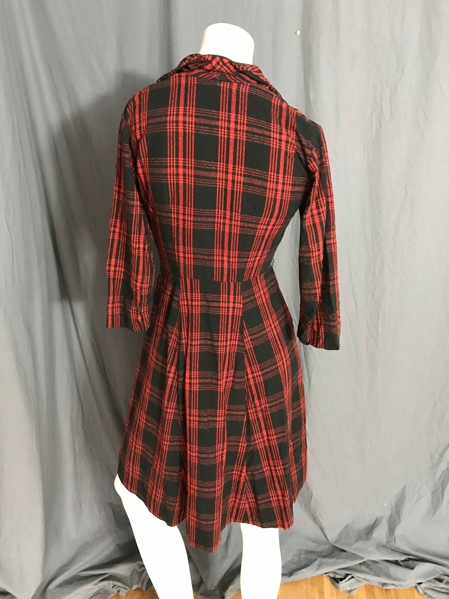 Vintage 1950’s red and black plaid dress S