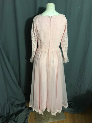 Vintage 1960’s 70’s Miss Elliette long pink formal dress M L