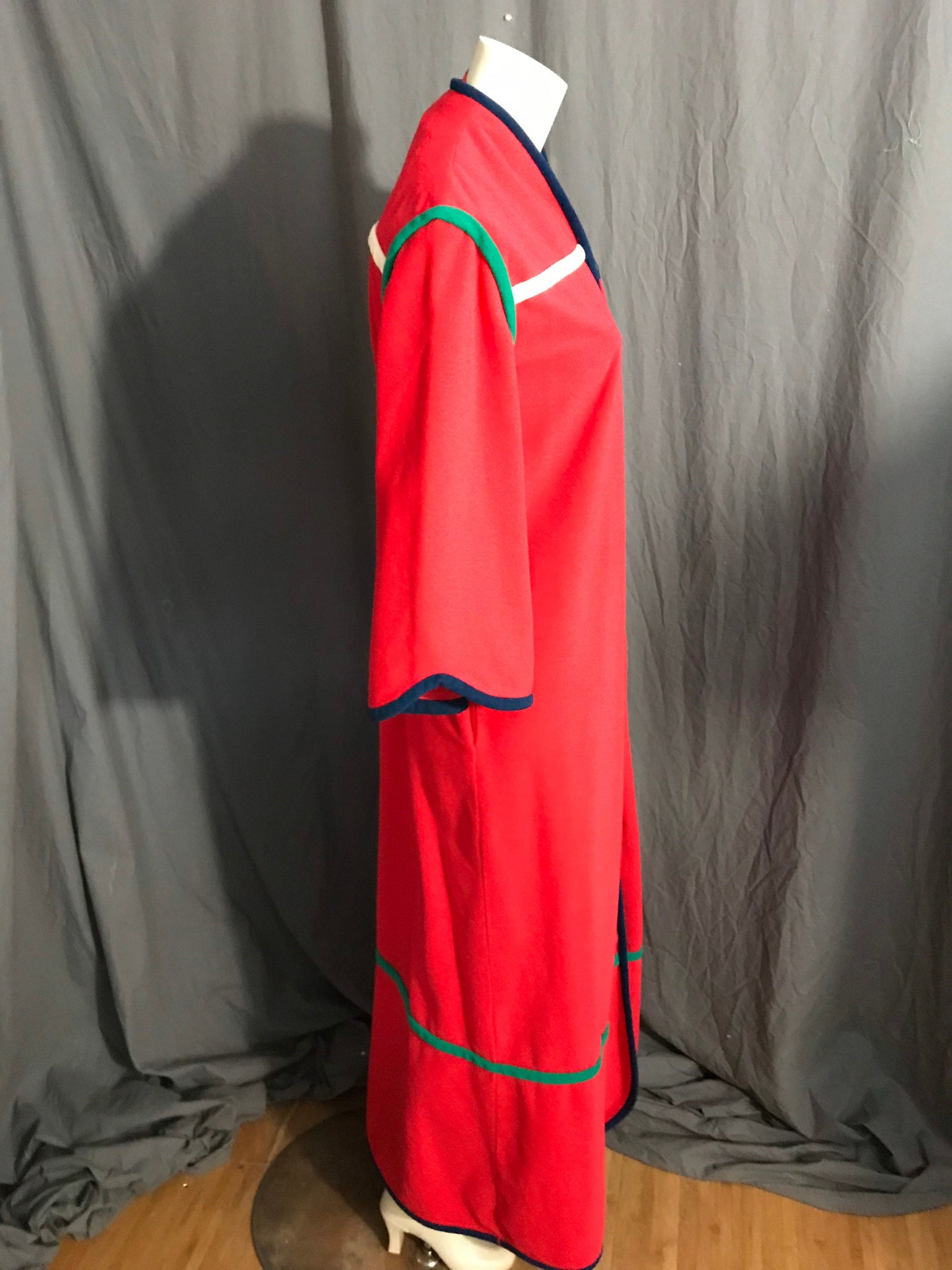 Vintage Kayser red 70's warm robe dress M