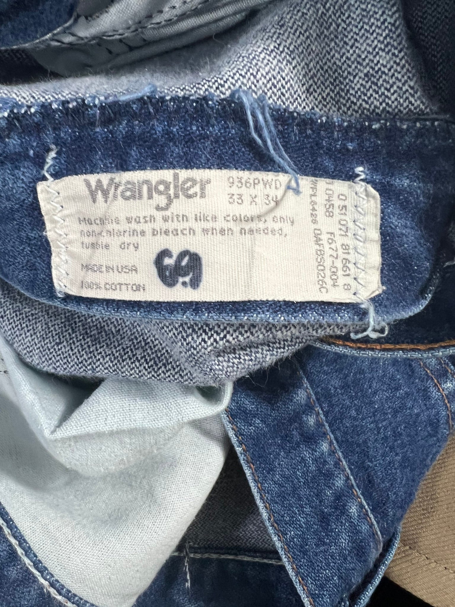 Vintage Wrangler mens jeans 33x34