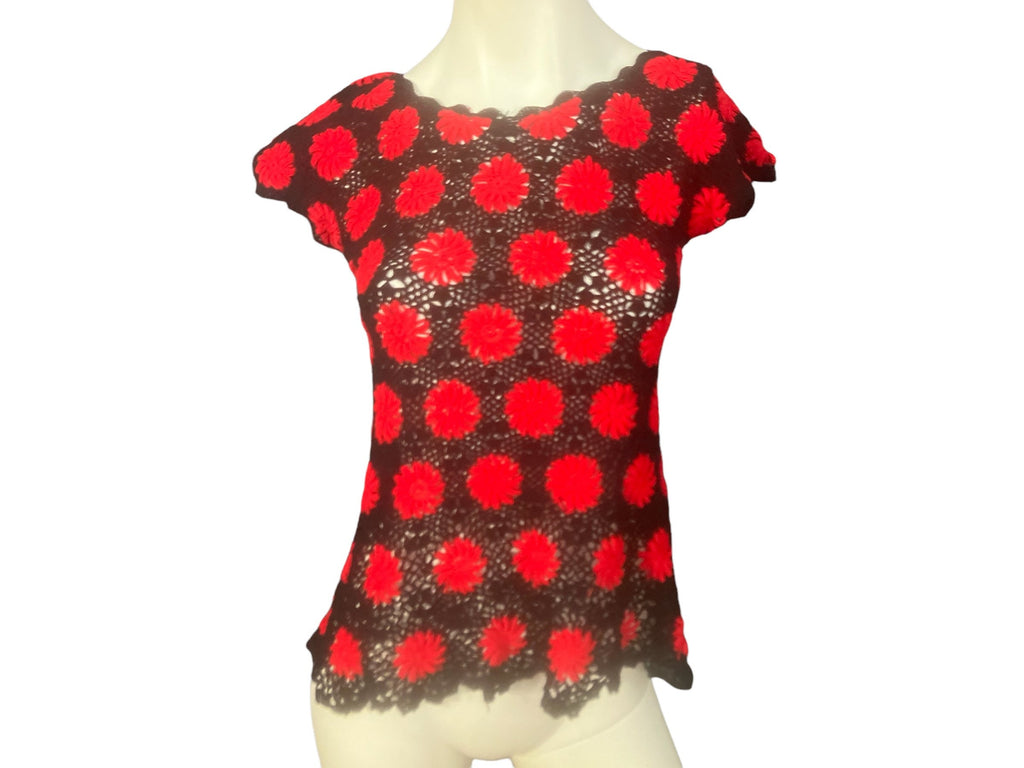 Vintage flower crochet top red and black M