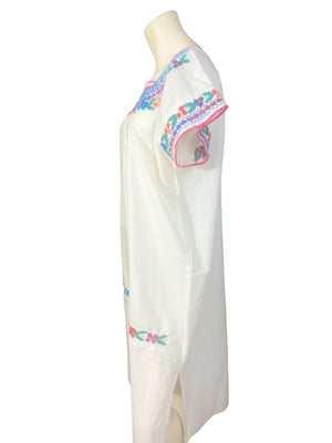 Vintage white Mexican embroidered dress L