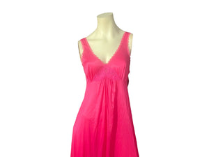 Vintage 70's deadstock Vassrette pink nightgown M