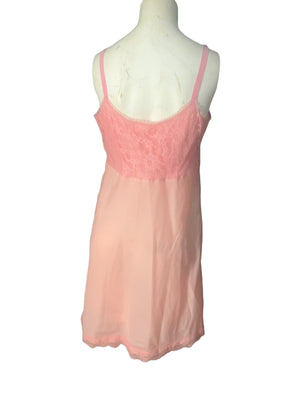 Vintage 50's pink slip Barbizon 14 1/2 L