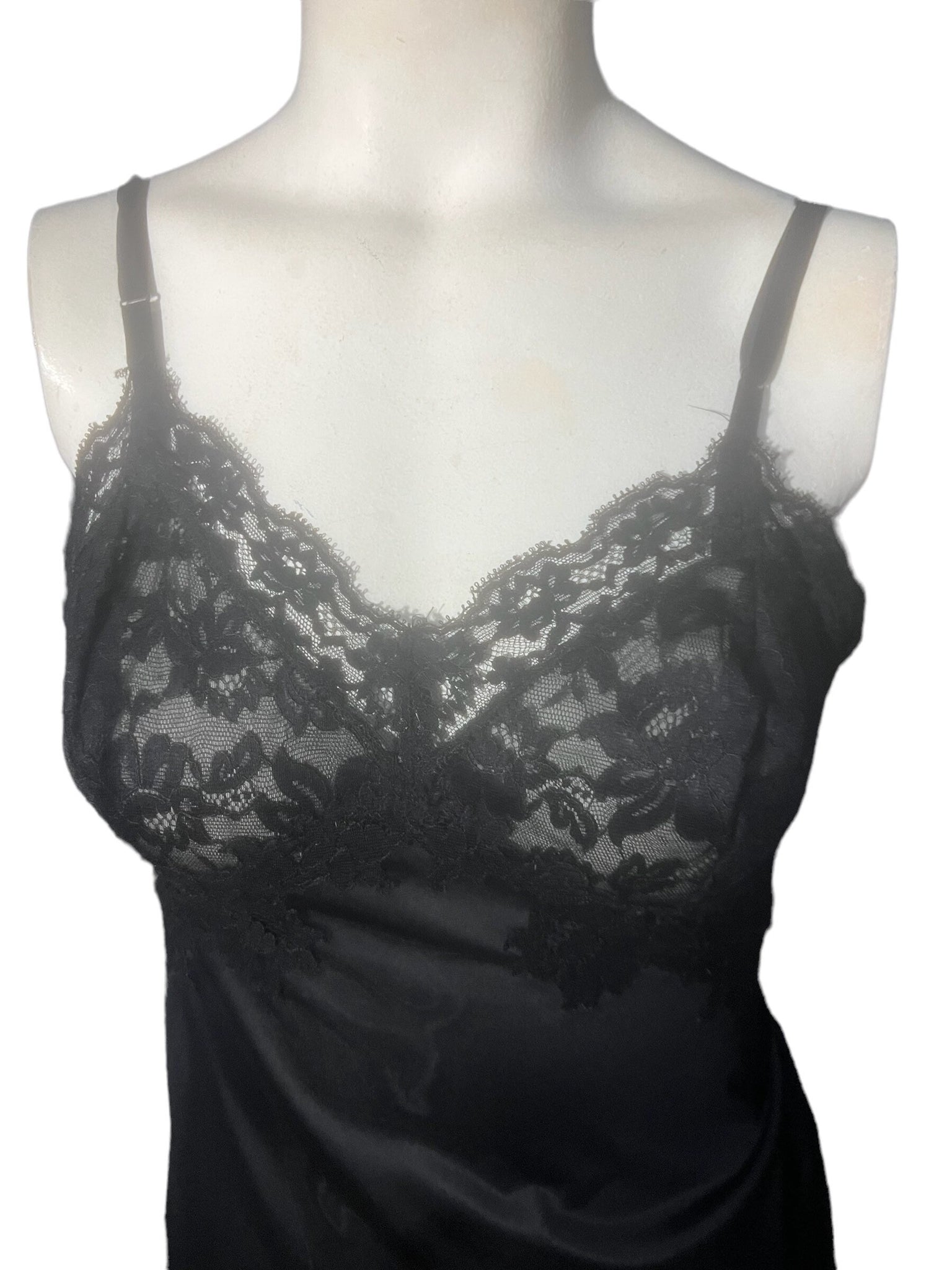 Vintage 60's Vanity Fair black slip lingerie 32 S