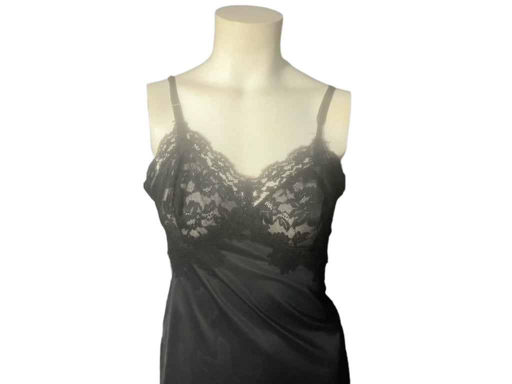 Vintage 60's Vanity Fair black slip lingerie 32 S