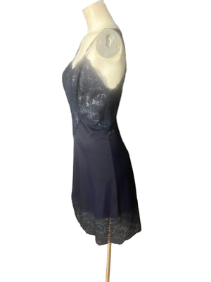 Vintage Vanity Fair navy slip lingerie 34 S