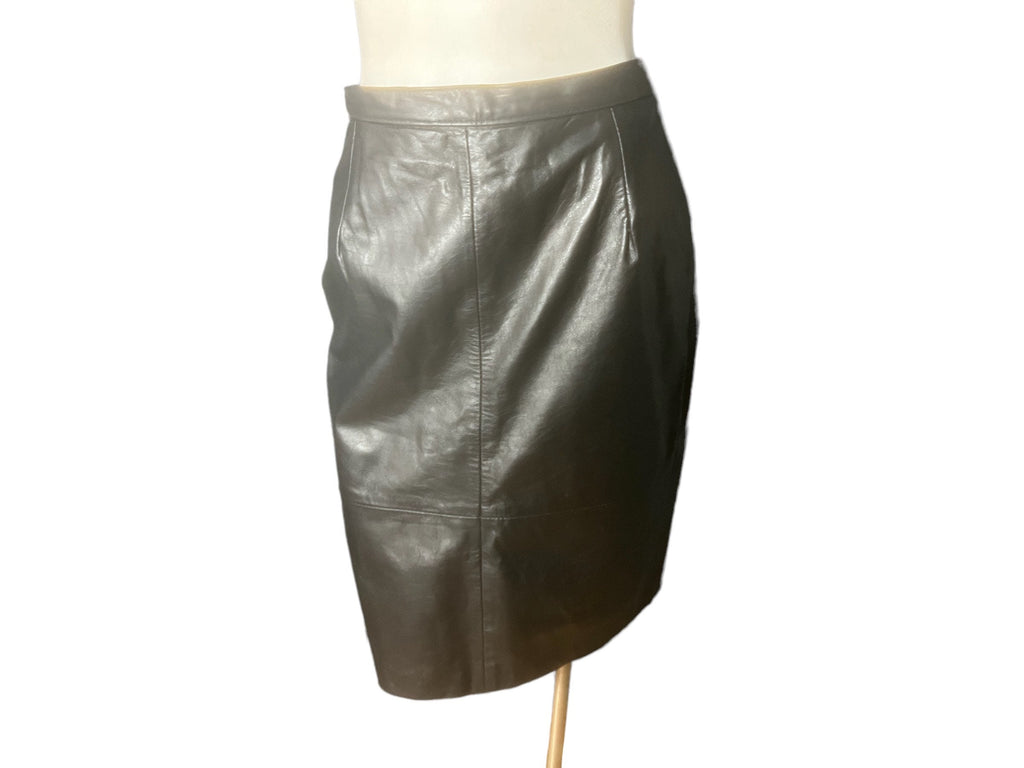 Vintage 80's black leather skirt M