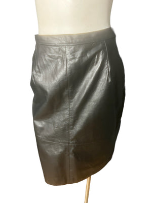 Vintage 80's black leather skirt M