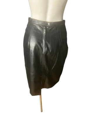 Vintage 80's black leather skirt M