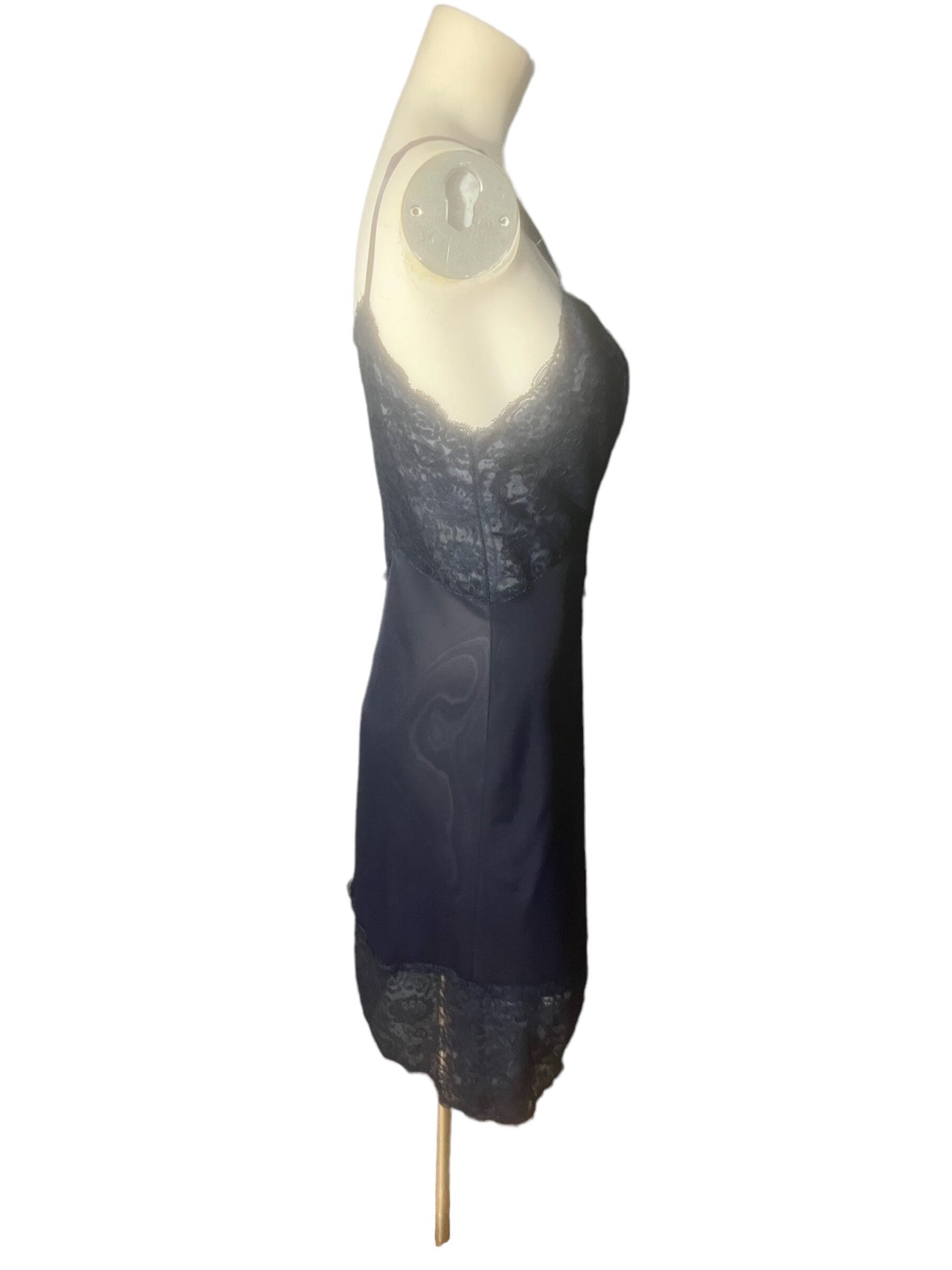 Vintage Vanity Fair navy slip lingerie 34 S