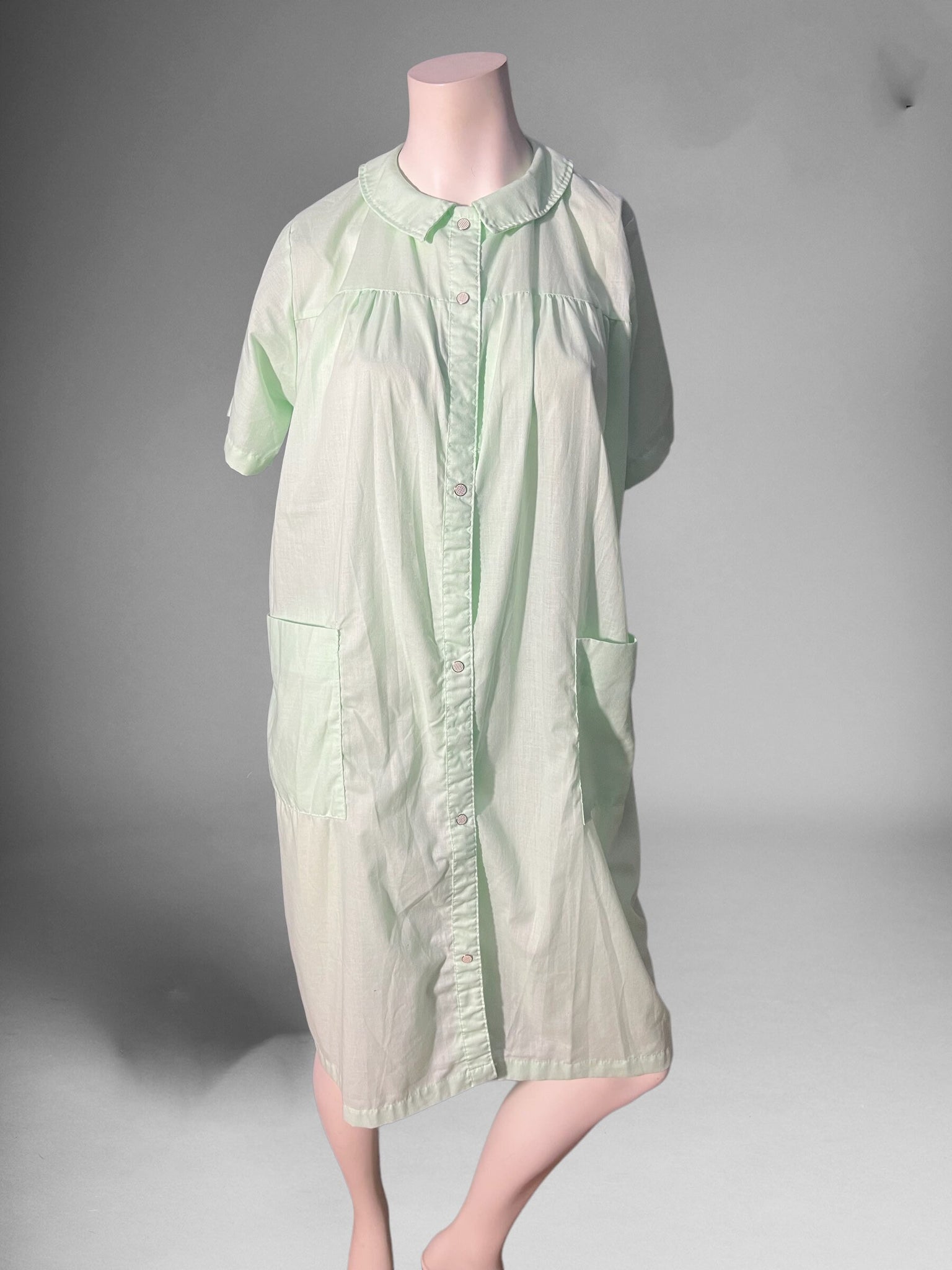 Vintage cotton green robe Carole M