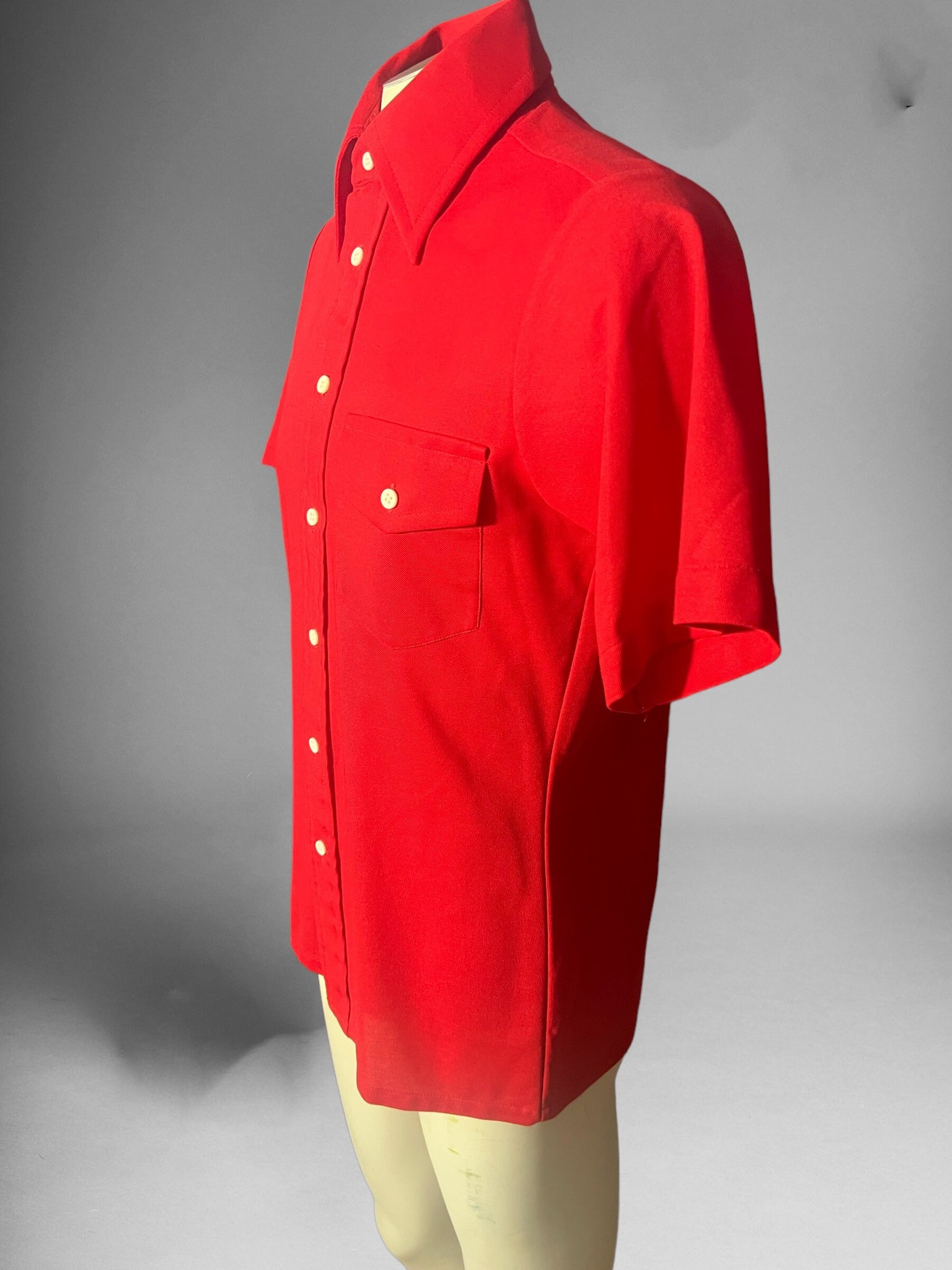 Vintage 70's red men's shirt Media S