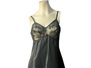 Vintage 50's 60's Pennyrich slip lingerie M