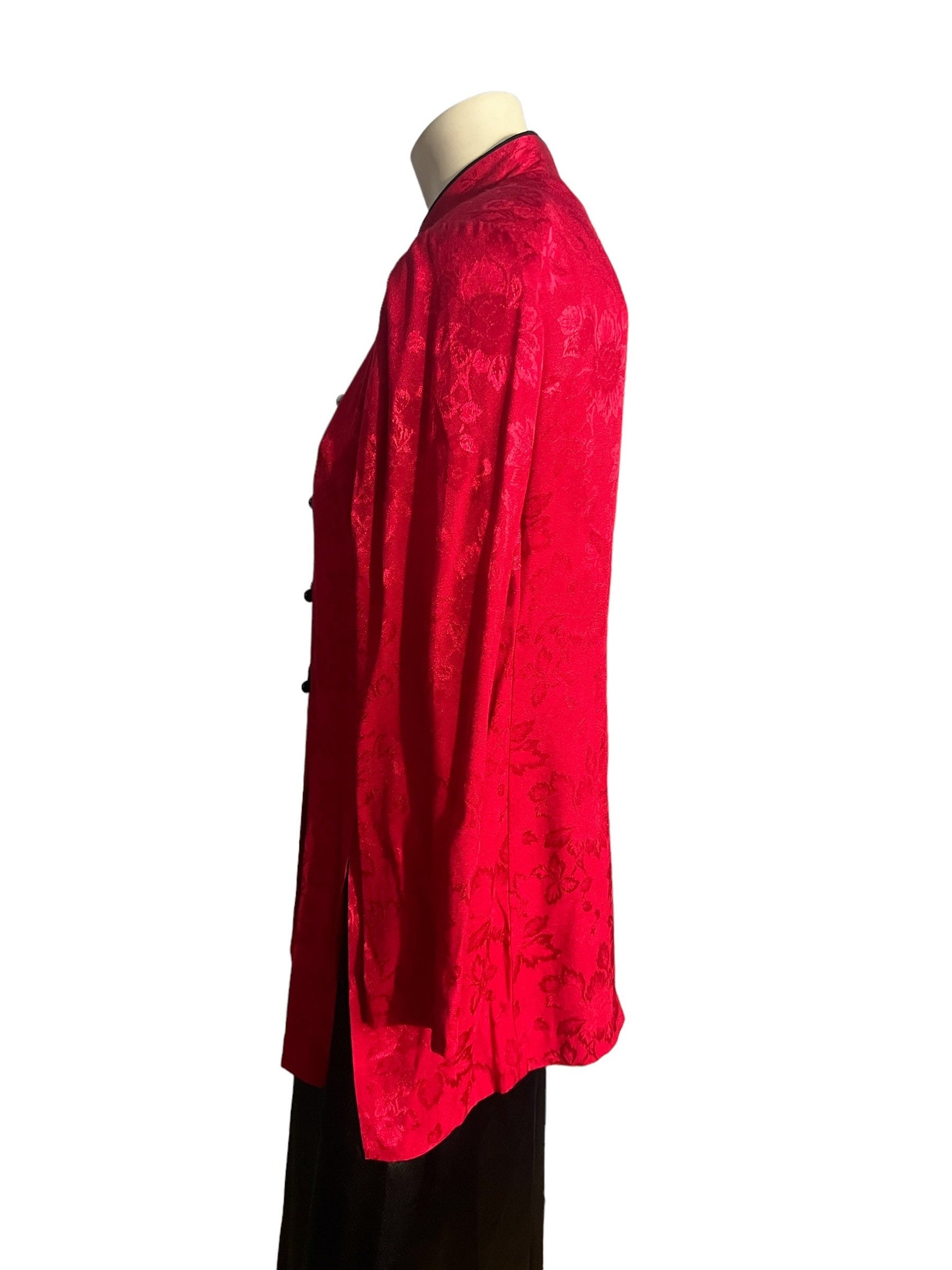 Vintage 80's red & black Chinese jacket 8 M