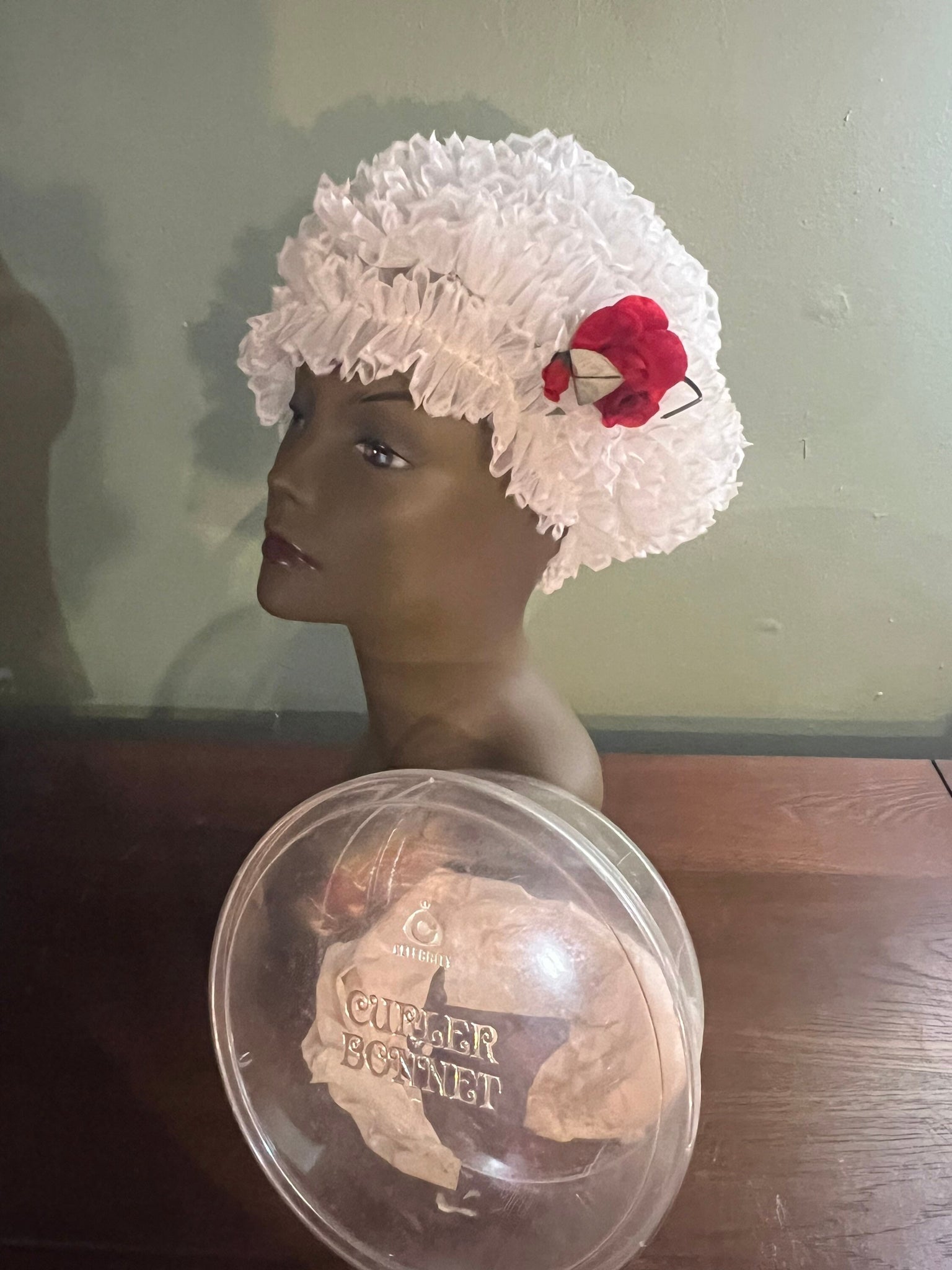 Vintage 60's celebrity curl bonnet hat