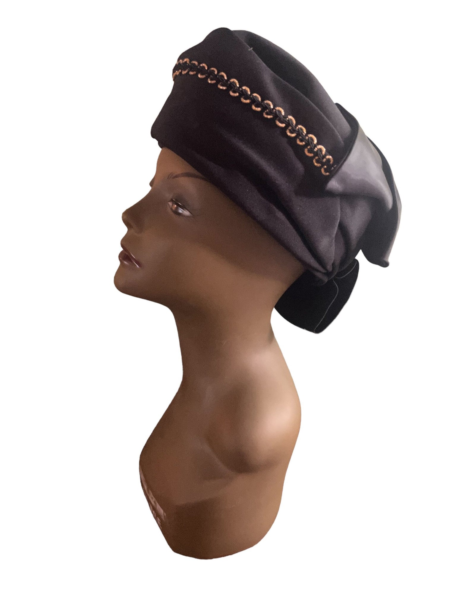 Vintage 60's cloche black hat