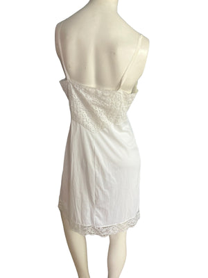 Vintage white Shadowline full slip 38