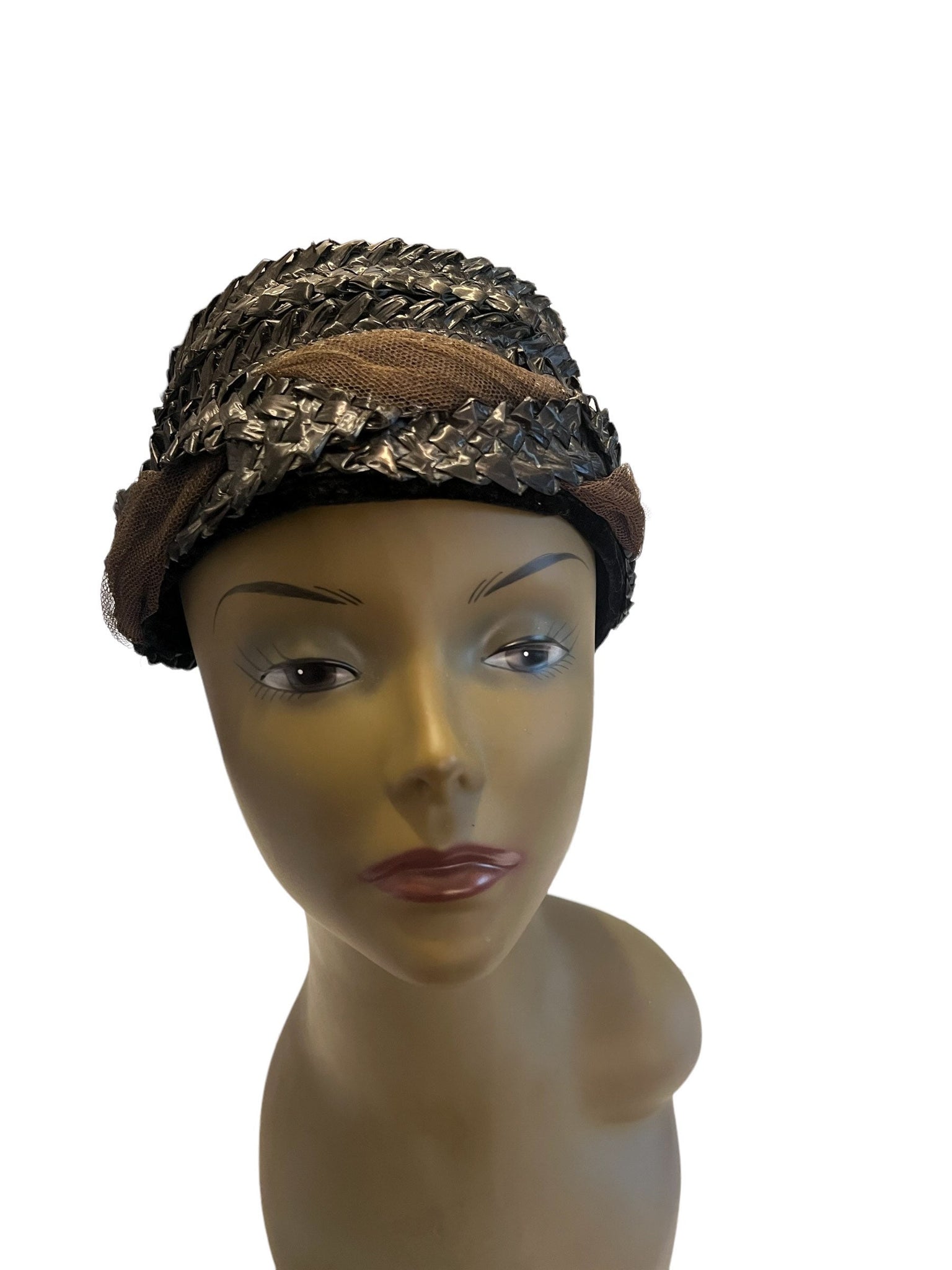 Vintage 60's black raffia & tulle hat