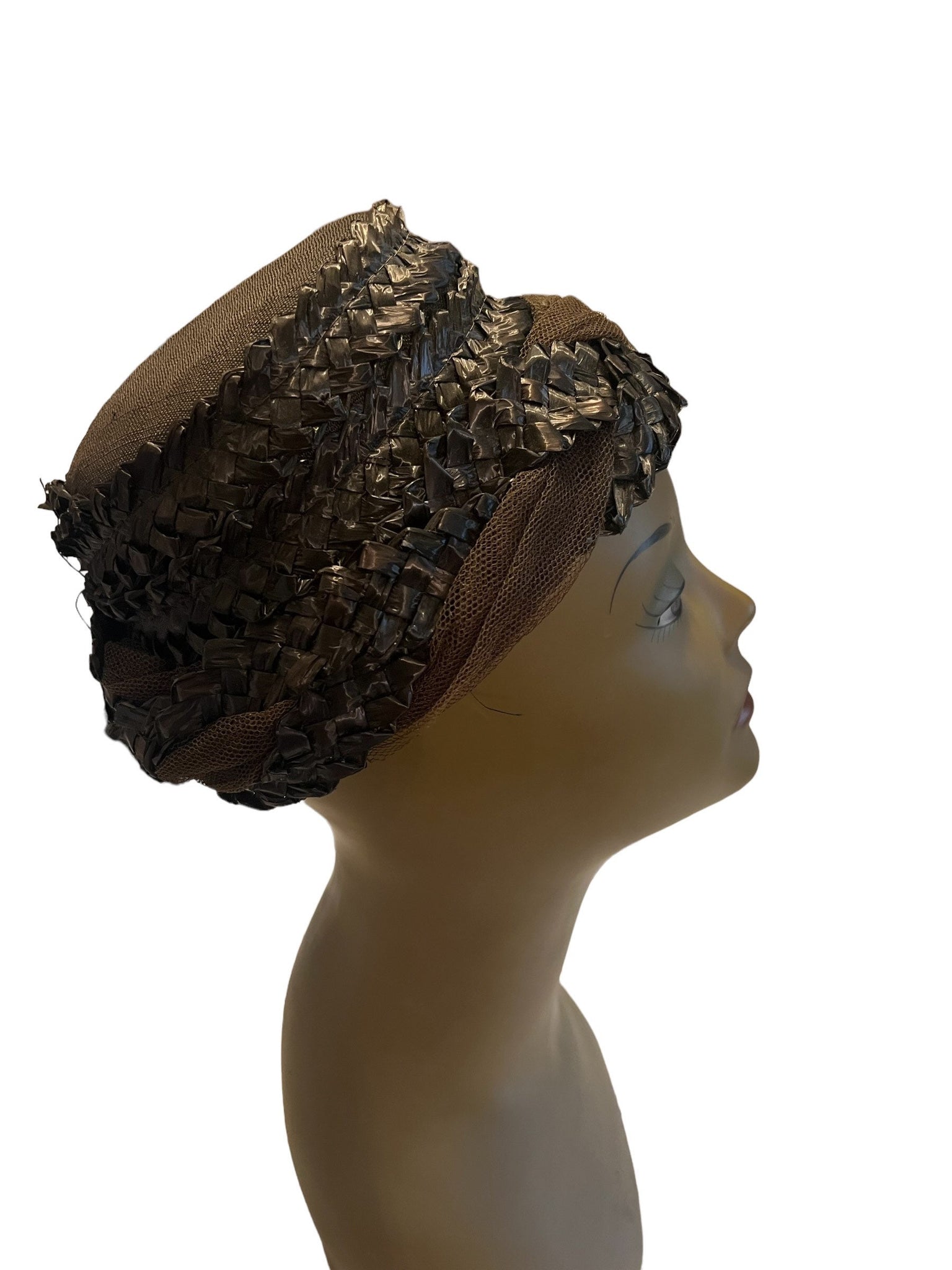 Vintage 60's black raffia & tulle hat