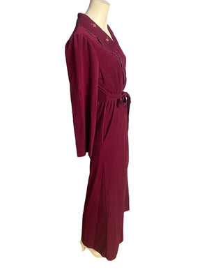 Vintage maroon Shadowline robe M