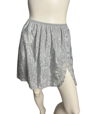 Vintage gray mini half slip L Wacoal