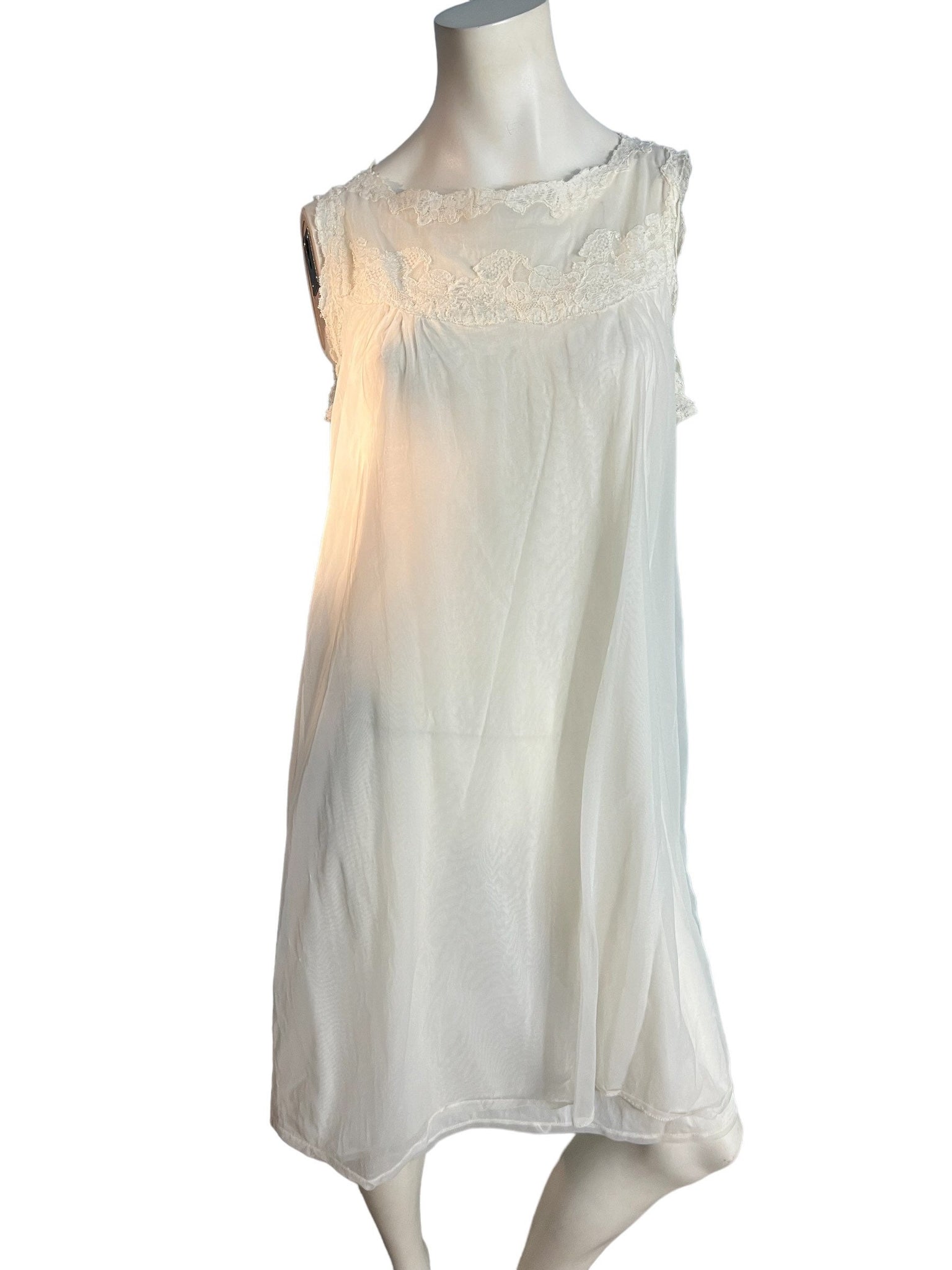 Vintage 60's white babydoll nightgown M Gossard Artemis